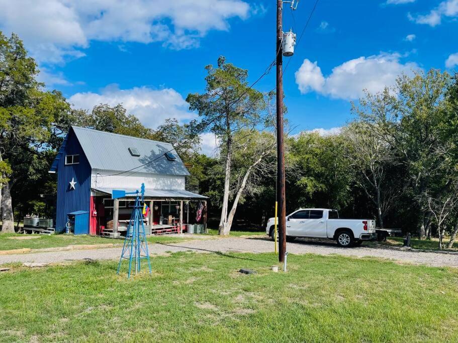 Вилла Bastrop Tiny Disc Golf Retreat Экстерьер фото