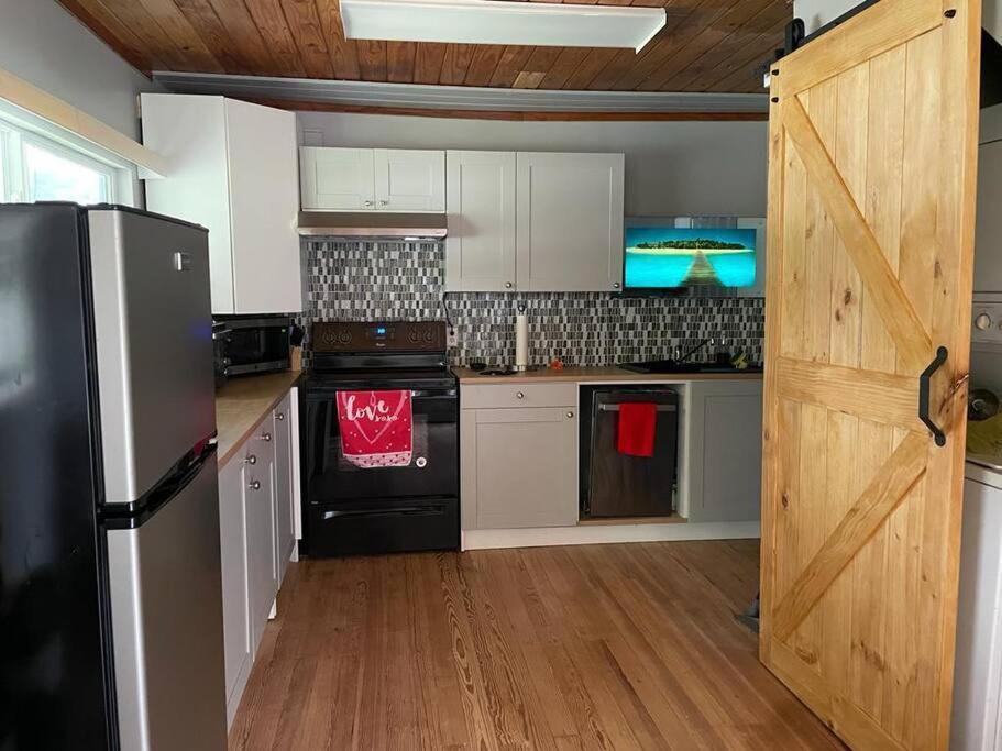 Вилла Bastrop Tiny Disc Golf Retreat Экстерьер фото