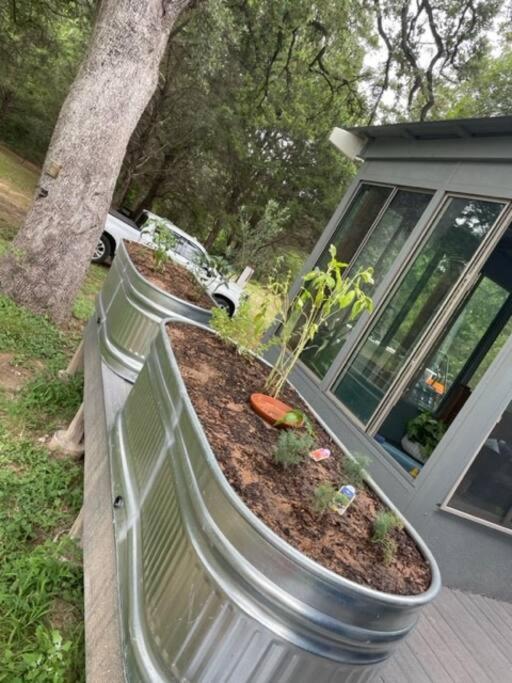 Вилла Bastrop Tiny Disc Golf Retreat Экстерьер фото