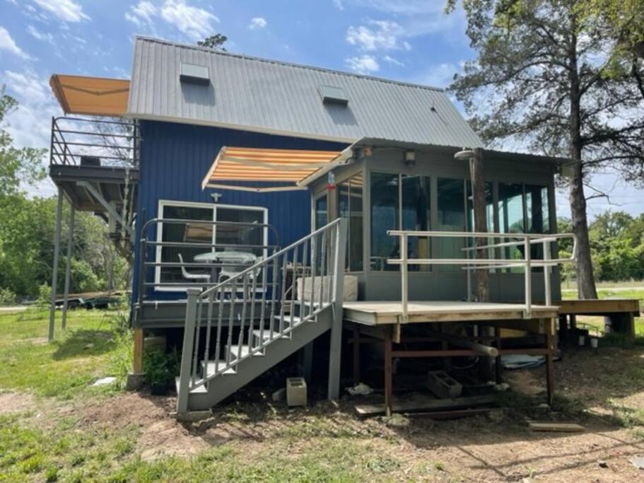 Вилла Bastrop Tiny Disc Golf Retreat Экстерьер фото